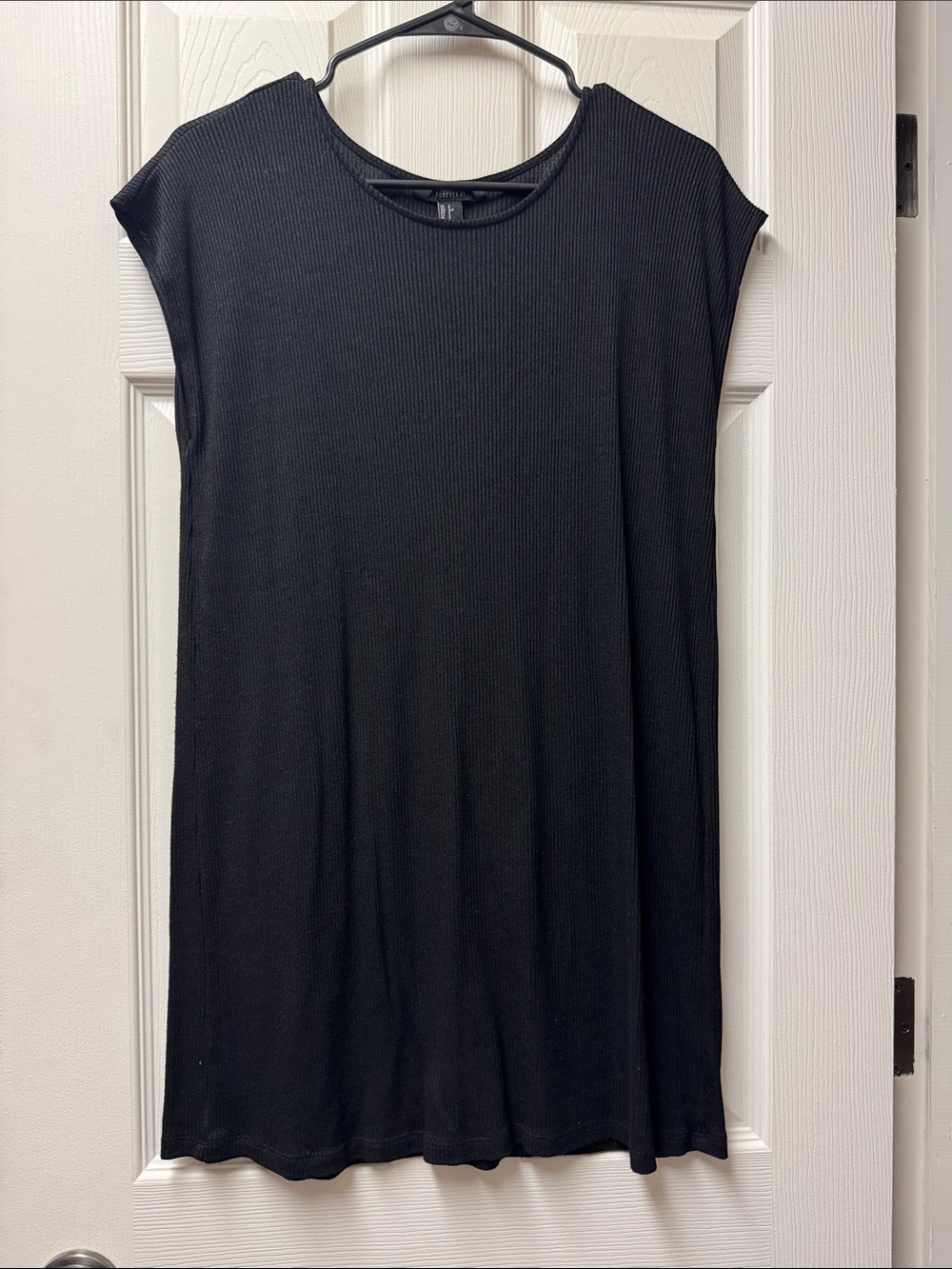 Forever 21 Women Ribbed Knit Tunic Top (Size: S)